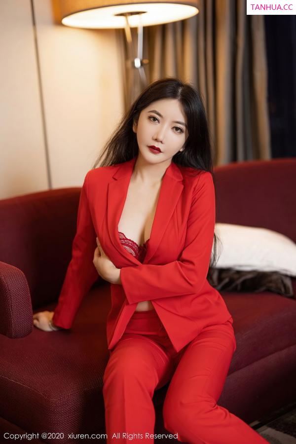 许飞 许飞 [XiuRen]高清写真图 2020.11.26 No.2828 心妍小公主第3张图片